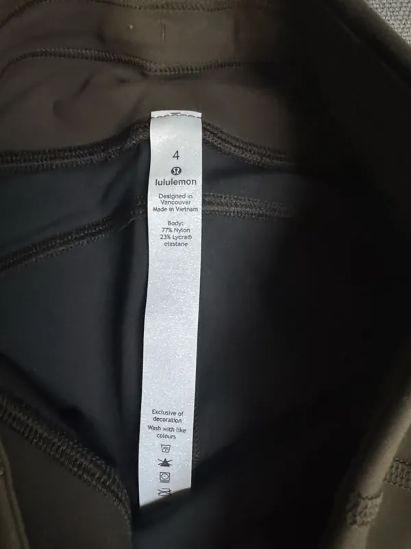 Lululemon Leggings with pockets - Image 4
