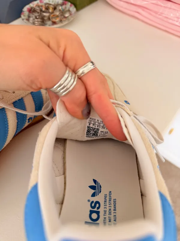 Adidas Samba Blue Daisy  - Image 6