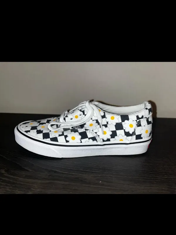 Vans Checkerboard Daisy Canvas Sneakers - Black, White & Yellow - Image 3
