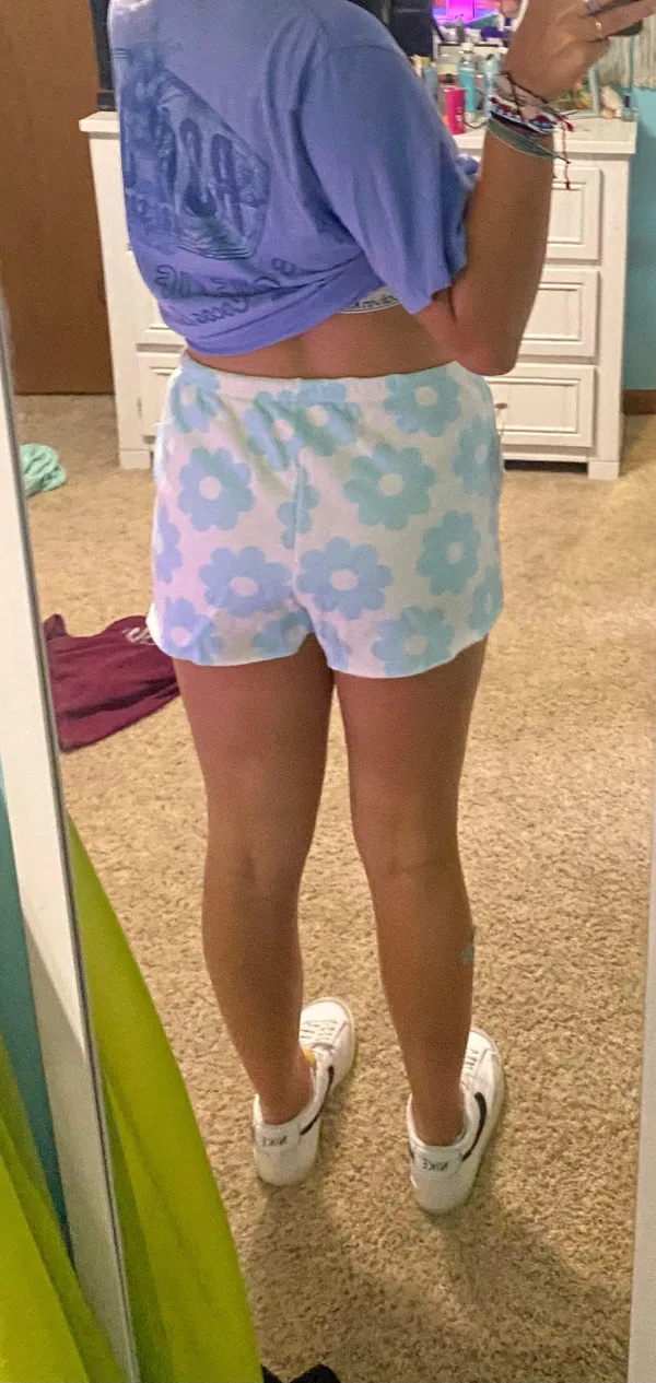 PacSun Sweat Shorts - Image 2