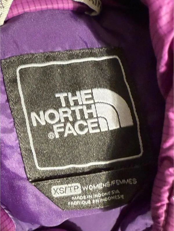 The North Face purple puffer vest, women’s size XS - Image 8
