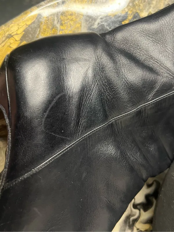 Stuart Weitzman Vintage Black Leather Heeled Boots - Image 11