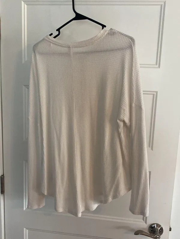 Old Navy Size Large Shirt - Image 2