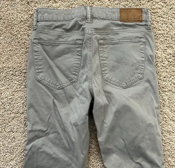 American eagle skinny grey jeans Size 28 x 32 Like new - Image 8