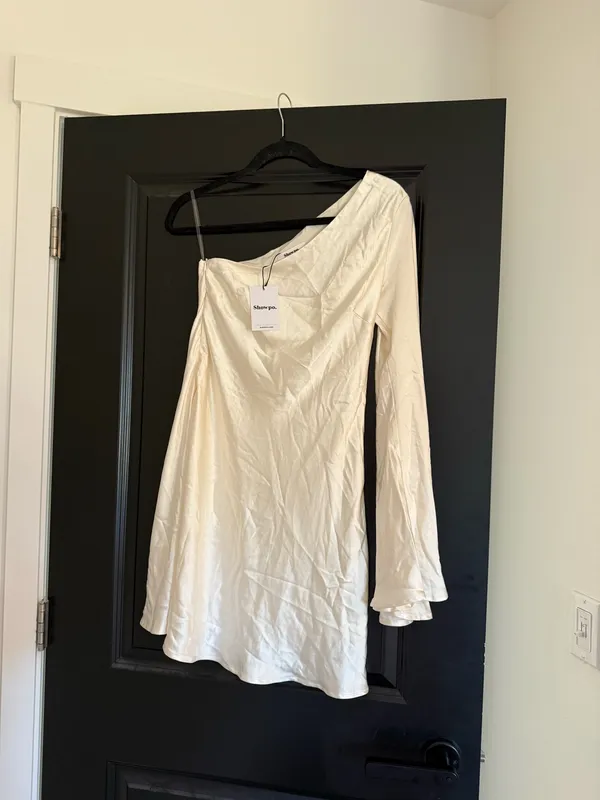 NWT Showpo KARLA MINI DRESS size 2 - Image 4