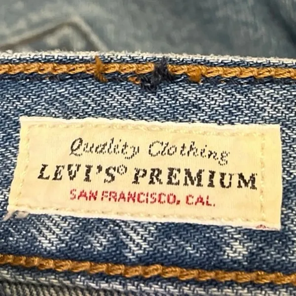 Levi's Premium Wedgie Blue Distressed High Waisted Straight Denim Jeans Size 26 - Image 4