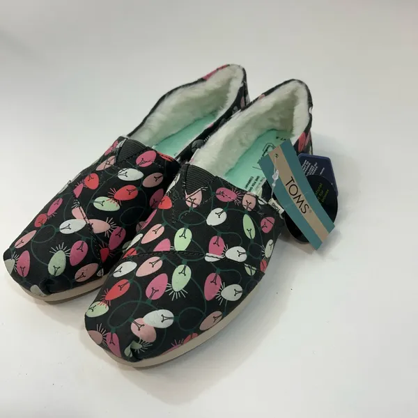 NWT Toms Black and Pink Christmas Loafers - Image 7