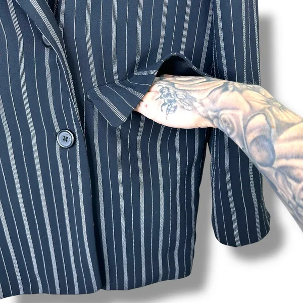 WILFRED x ARITZIA NWOT Cherrelle Pinstripe Double Breasted Blazer Jacket Small - Image 7
