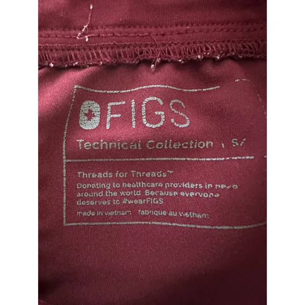 burgundy FIGS Zamora Jogger Scrub Pants small - Image 11