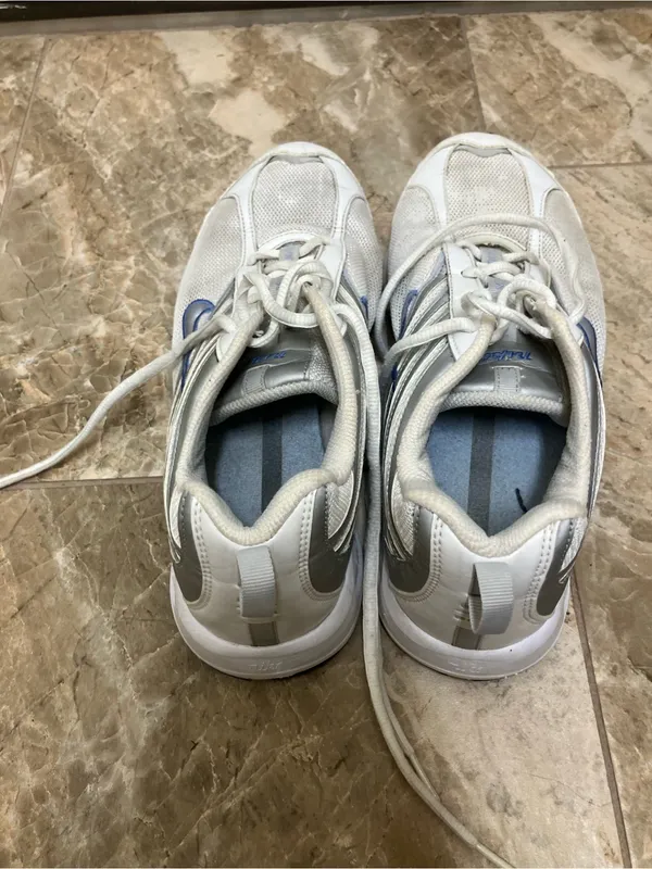 Nike Air Impel II size 9 Walk Sneakers - Image 2