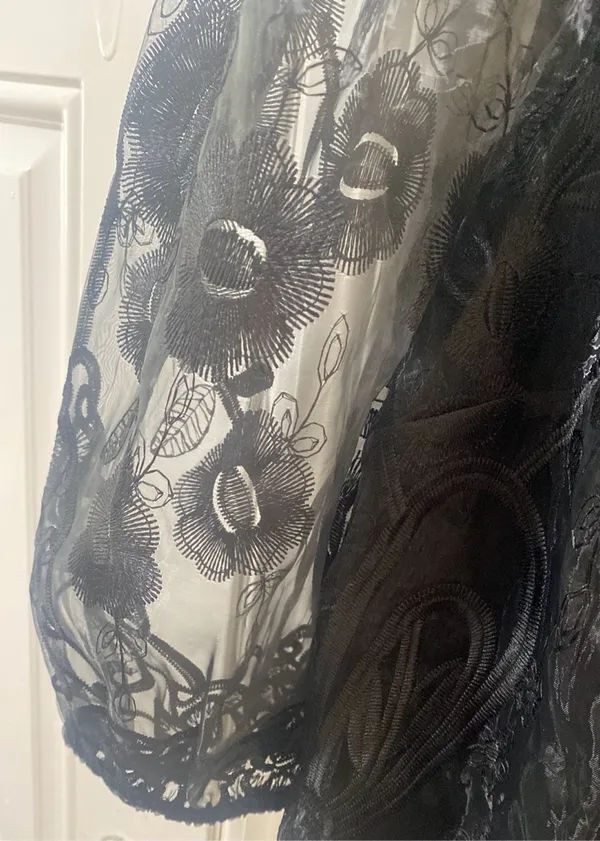 June + vie Black Size L - Image 4