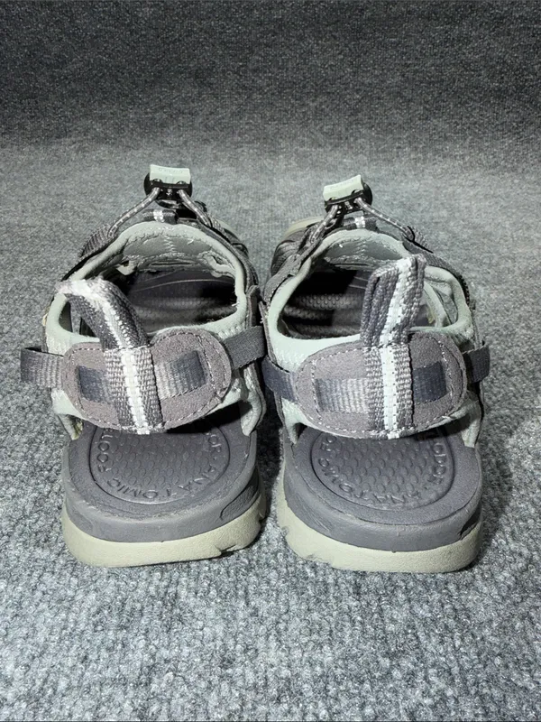 KEEN Women's Whisper Sandals Closed-Toe Bungee Sandals - Image 6