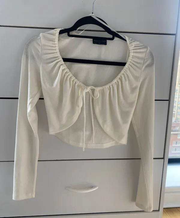 “Girl Gang” White Crop Top - Image 3