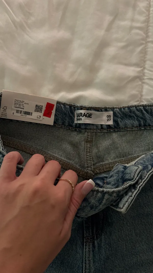 Garage Slouchy Jeans - Image 3