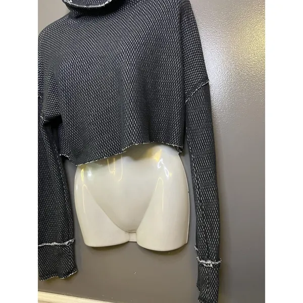 Out From Under Sweater Womens Medium Black Open Knit Turtleneck Cropped Pullover - Image 5