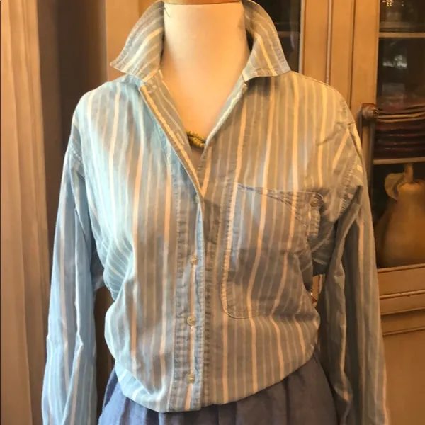 Liz Claiborne top - Image 5