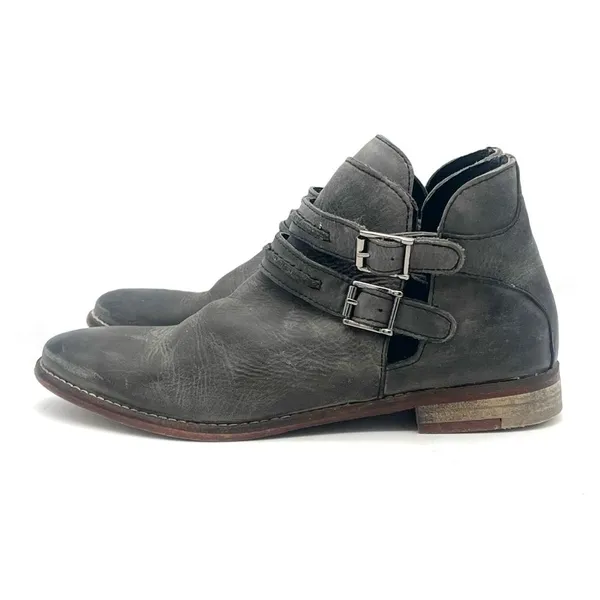 Free People Braeburn Distressed Gray Leather Ankle Boots 37 Double Buckle Strap - Image 2