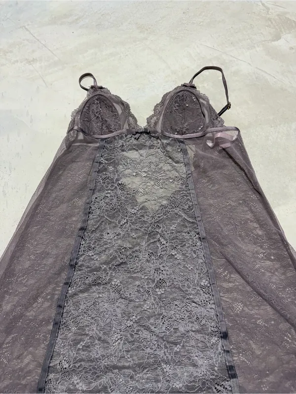 Victoria’s secret very sexy Lace Trim Sheer Babydoll Chemise medium - Image 2