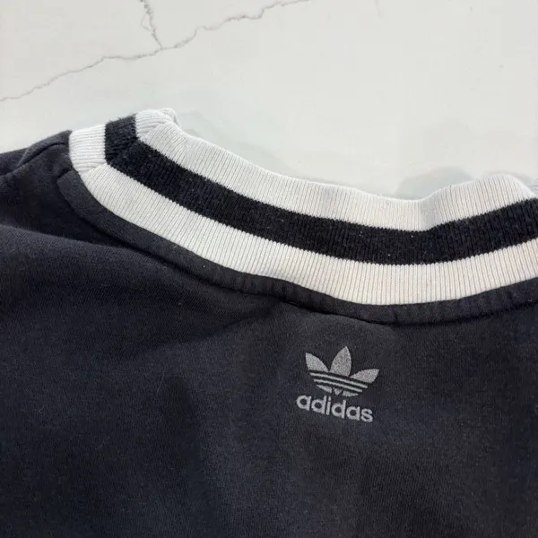 Adidas Sweater Womens Size XL Pullover V Neck Collegiate Stripe Knit Logo Black - Image 8