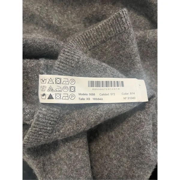 Massimo Dutti Gray Wool Pull On Capri Trousers‎ - Image 4