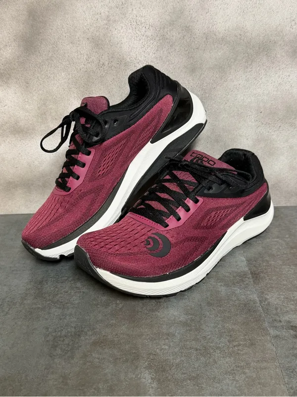 Topo Athletic Ultrafly 3 Women's Burgundy Running Shoes Size 7.5 - Image 11