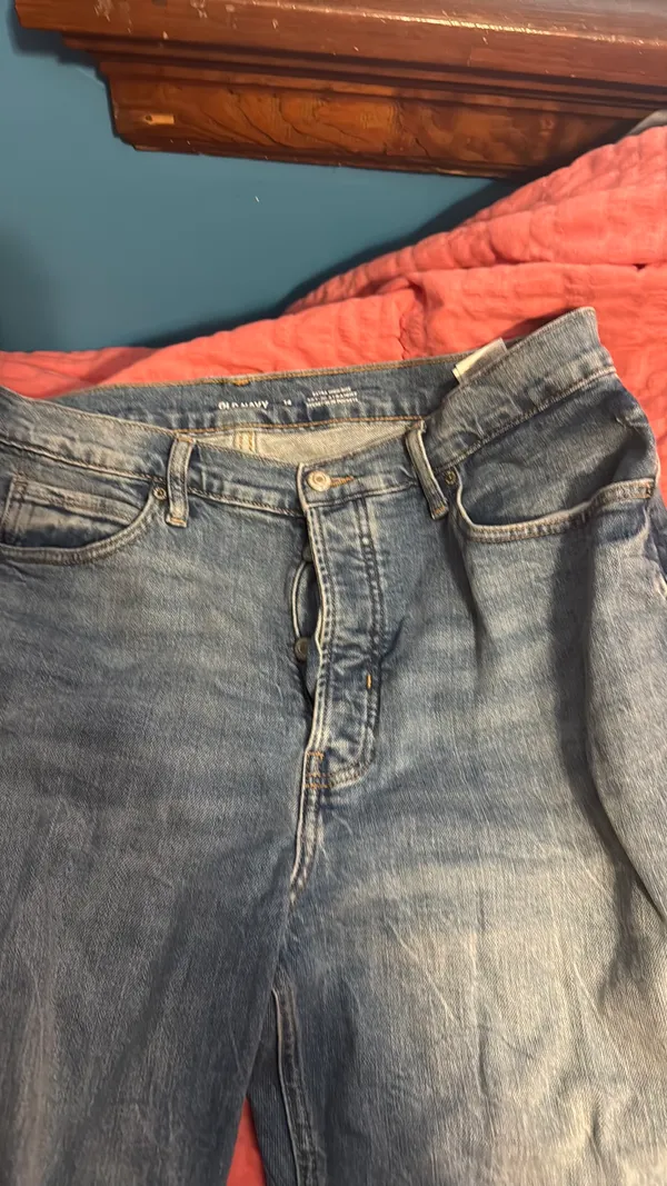 Old navy jeans - Image 2