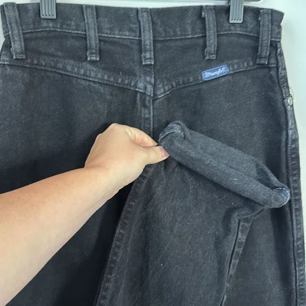Wrangler Vintage Black High Rise Straight Mom Jean Bareback No Butt Pocket Jeans - Image 2