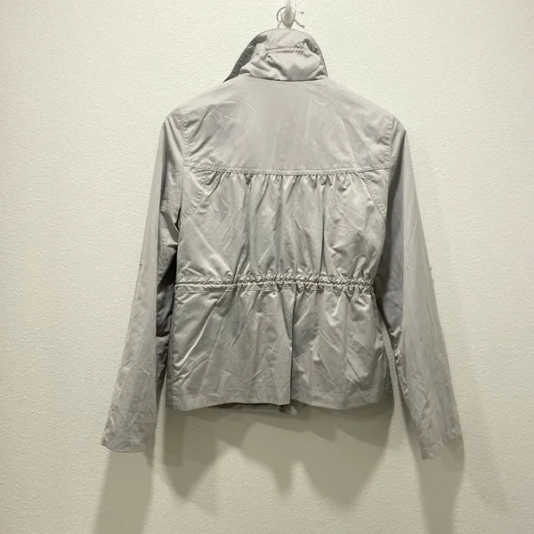 White House Black Market Women's Fashion Rain Coat - Small - Image 8