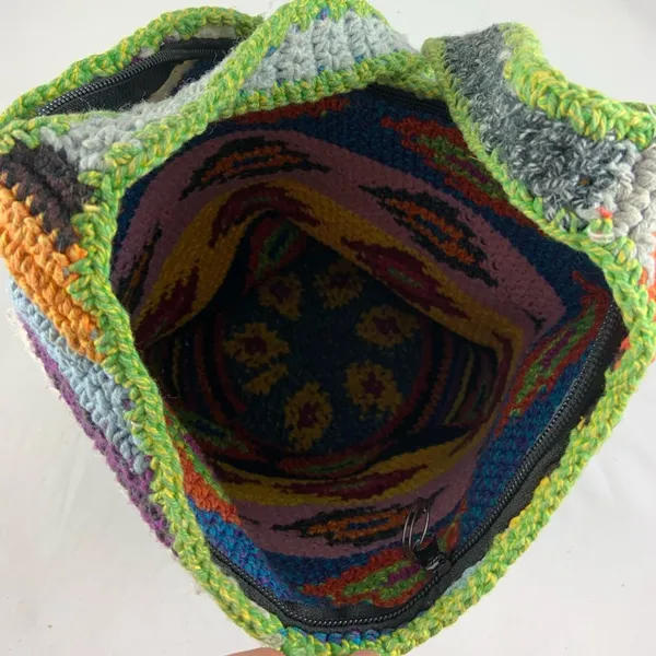 Hippie Tube Style Knitted hobo bag - Image 5