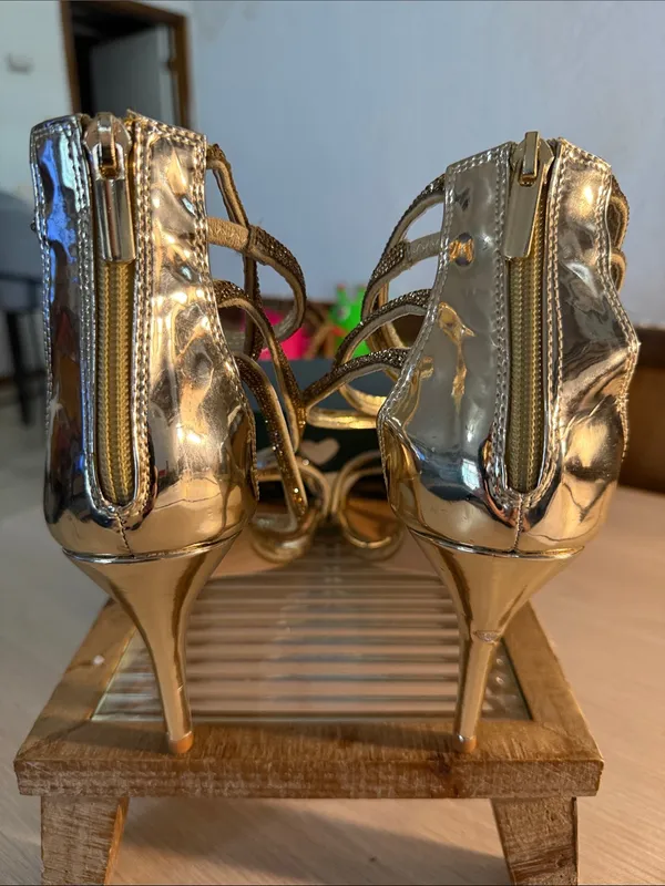 Steve Madden Metallic Gold Multi-Strap Stiletto Sandals - Image 5