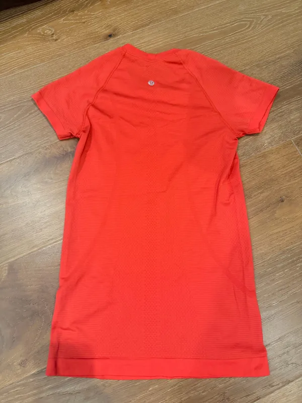 Lululemon Swiftly Tech - Image 2