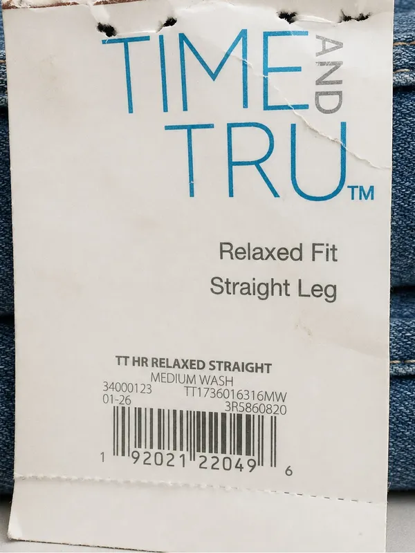Time and Tru Women’s Straight-Leg Jeans in Medium Blue - Image 7