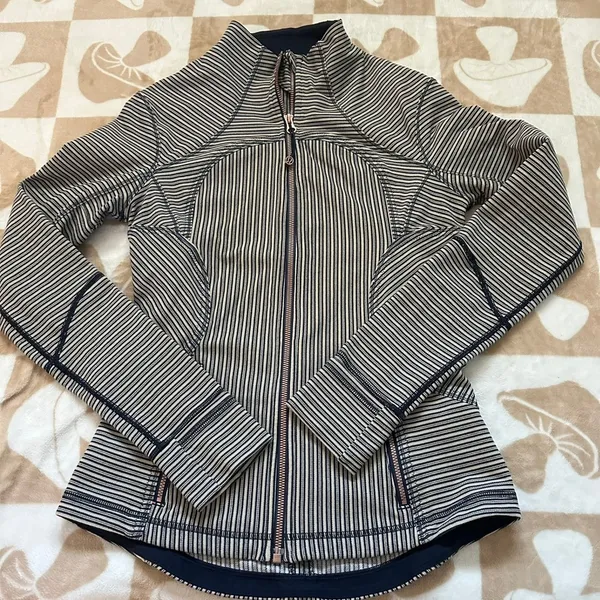 Lululemon Forme Jacket II Pine Stripe Size 6‎ - Image 12