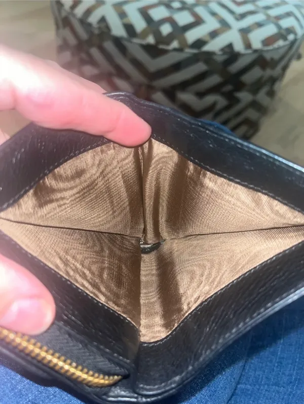 Chloé Bow Wallet  - Image 4