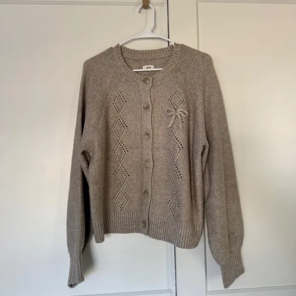 NWT Aerie Pointelle Bow Cardigan Sweater Tan Oatmeal size small - Image 2