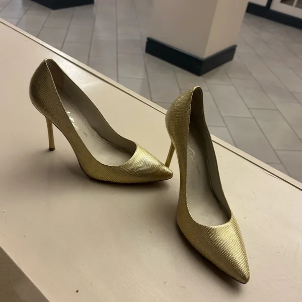 Heels Chic Gold Women's Heels Alice & Olivia Stacey Bendet Ivoryplatform size 40 - Image 2
