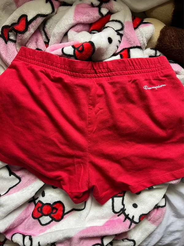 red champion villanova shorts   - Image 3