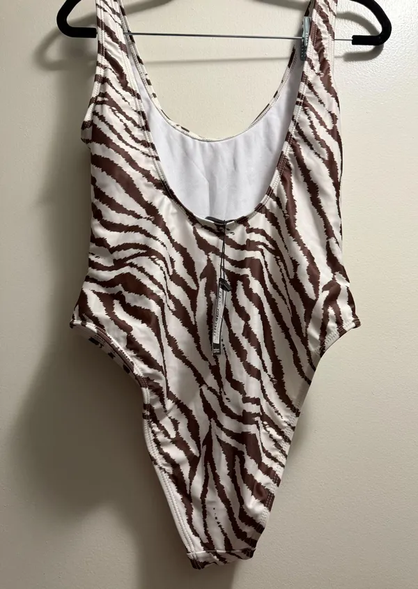 Boohoo Swimsuit One-Piece Scoop Back - Image 2