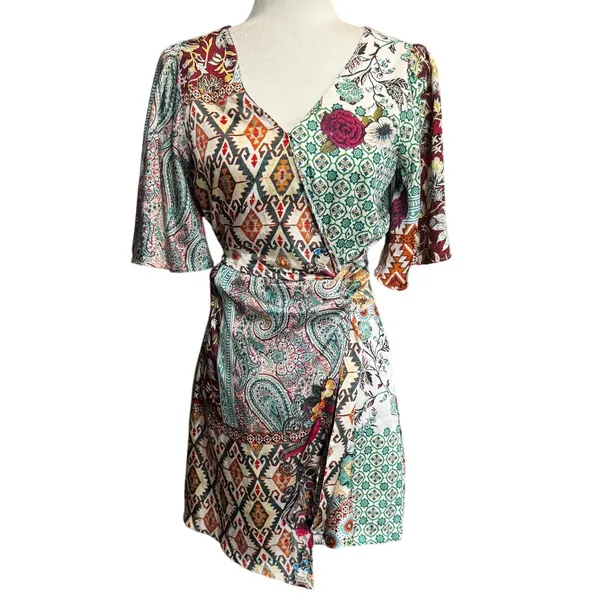 Zara Green Multi Color Pattern Patchwork Floral Mini Dress in Size Small - Image 2