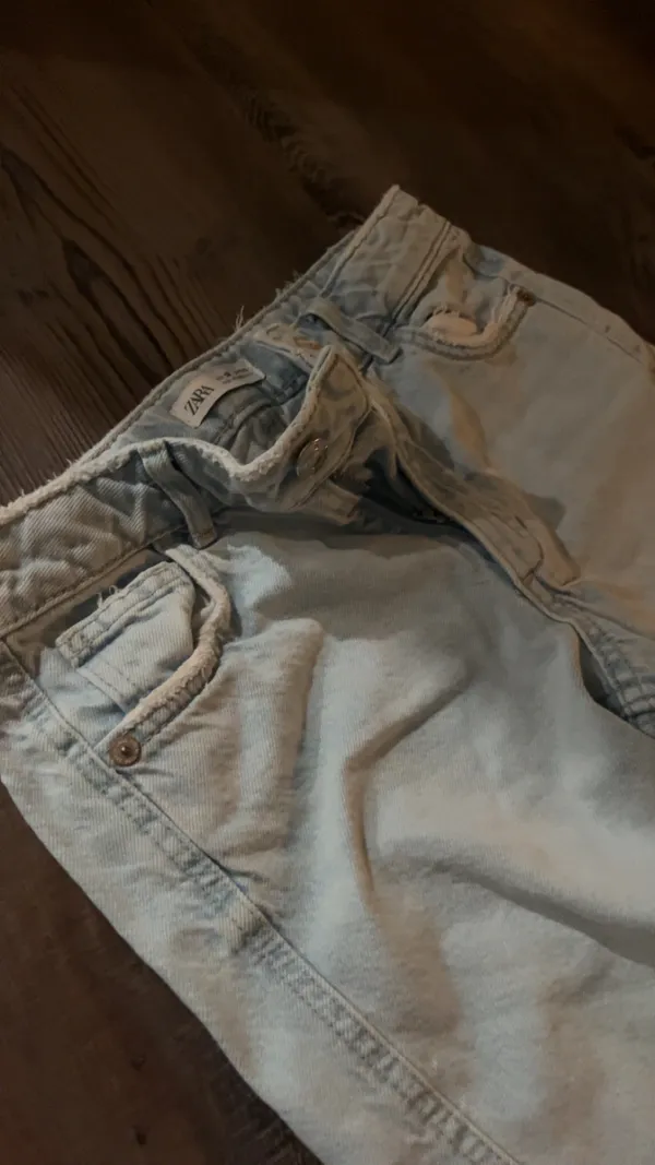 ZARA Jeans - Image 3