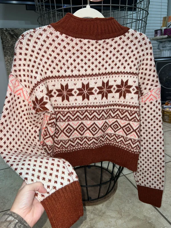 American Eagle Sweater - Image 3