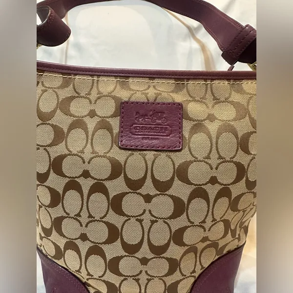 Coach Signature Monogram Canvas and Leather Hobo Shoulder Crossbody bag - Image 2