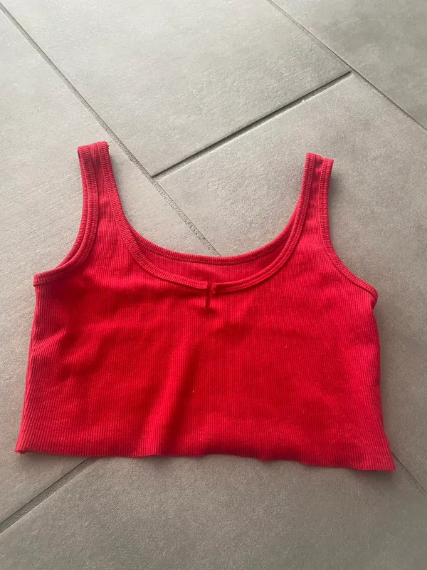 Crop Top Red - Image 3