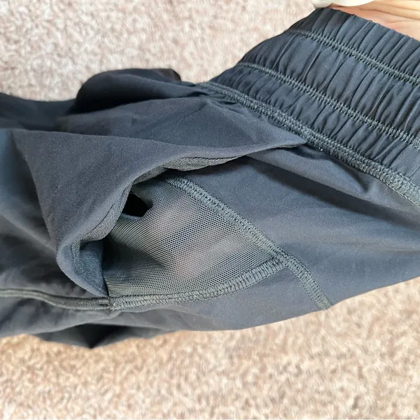 Lululemon Cropped Jogger Pants - 23 inch inseam - Image 6