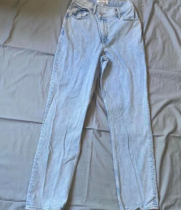 Abercrombie Curve Love Jeans Size 27 - Image 2