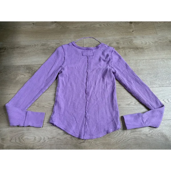 EUC We the Free Free People Thermal Waffle knit Top Purple stretch Size Small - Image 2