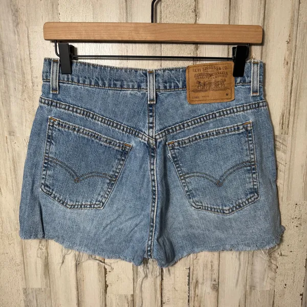 Vintage 90s Levis Denim Jean Mom‎ Short High Waist USA White Tab Womens Size 7 - Image 3