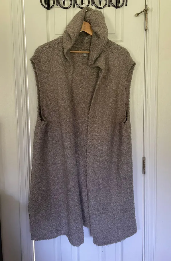 Aerie Beige & Tan Teddy Hooded Vest - Image 3