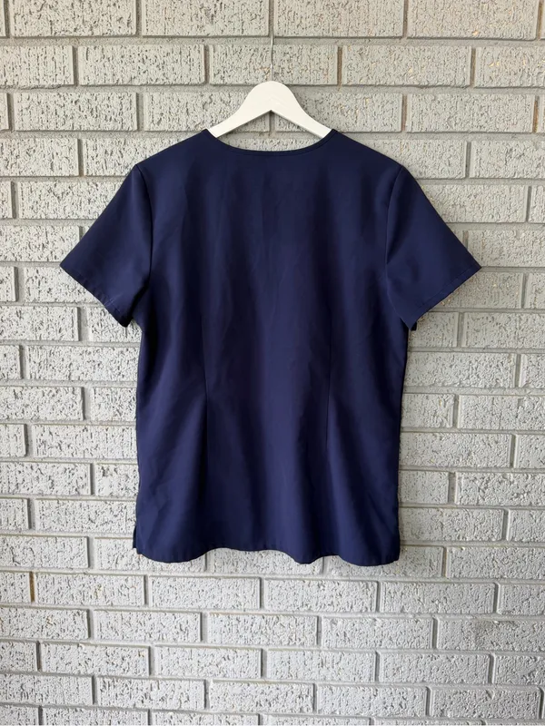 Figs Catarina One Pocket Scrub Top Navy Blue Size Small - Image 5