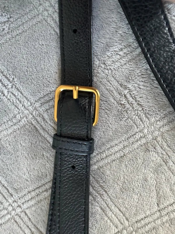 Marc Jacobs Black Leather Crossbody Bag - Image 7